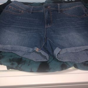 Jean boyfriend shorts